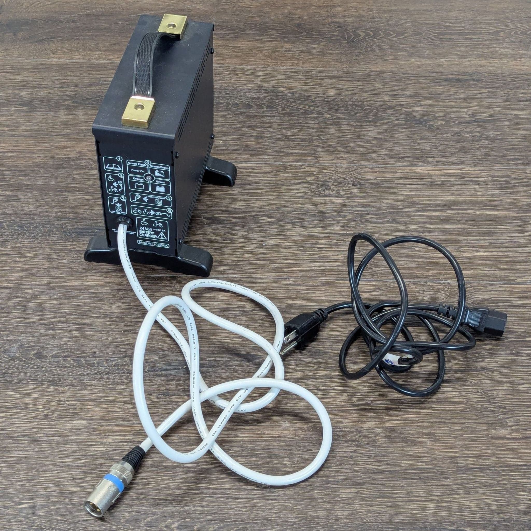 Quantum Q6 Edge Electric Wheelchair Power Chair with New Battery and Charger - Thumbnail 8