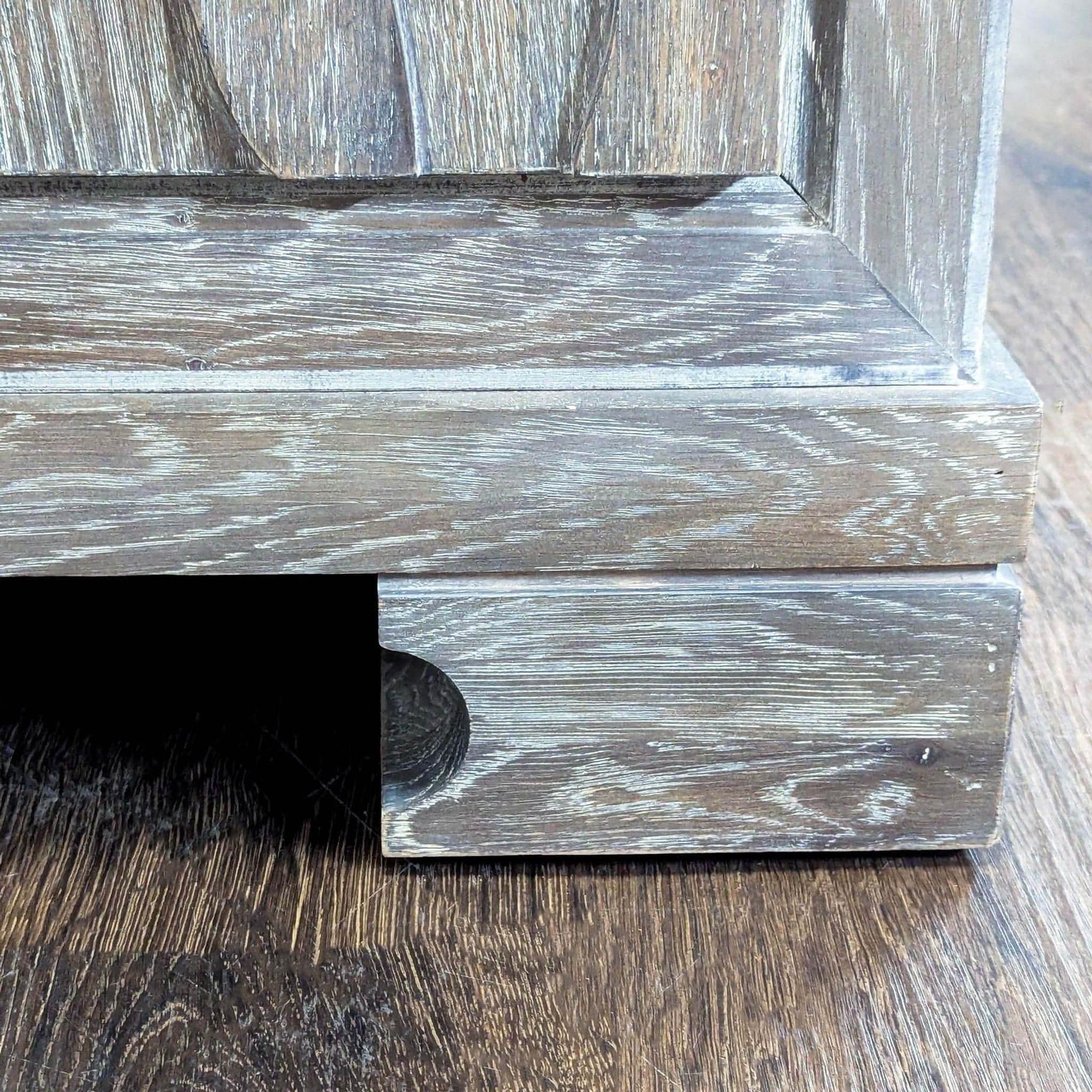 Vanguard Furniture Media Console - Thumbnail 9