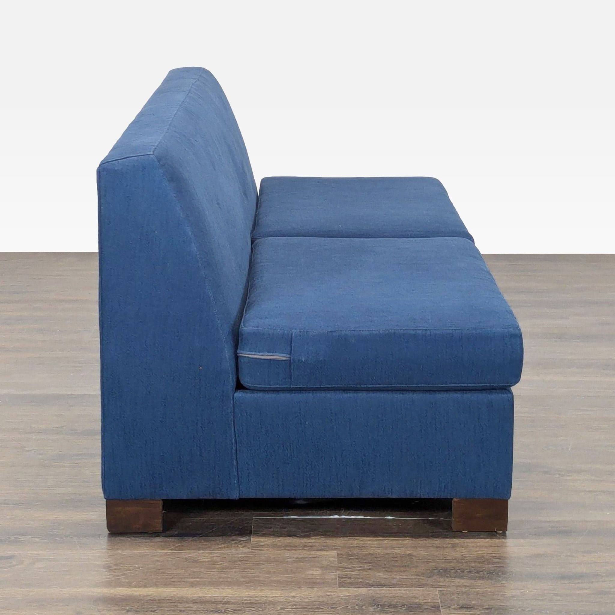 Viesso Blue Sleeper Sofa with Pull-Out Bed - Thumbnail 7