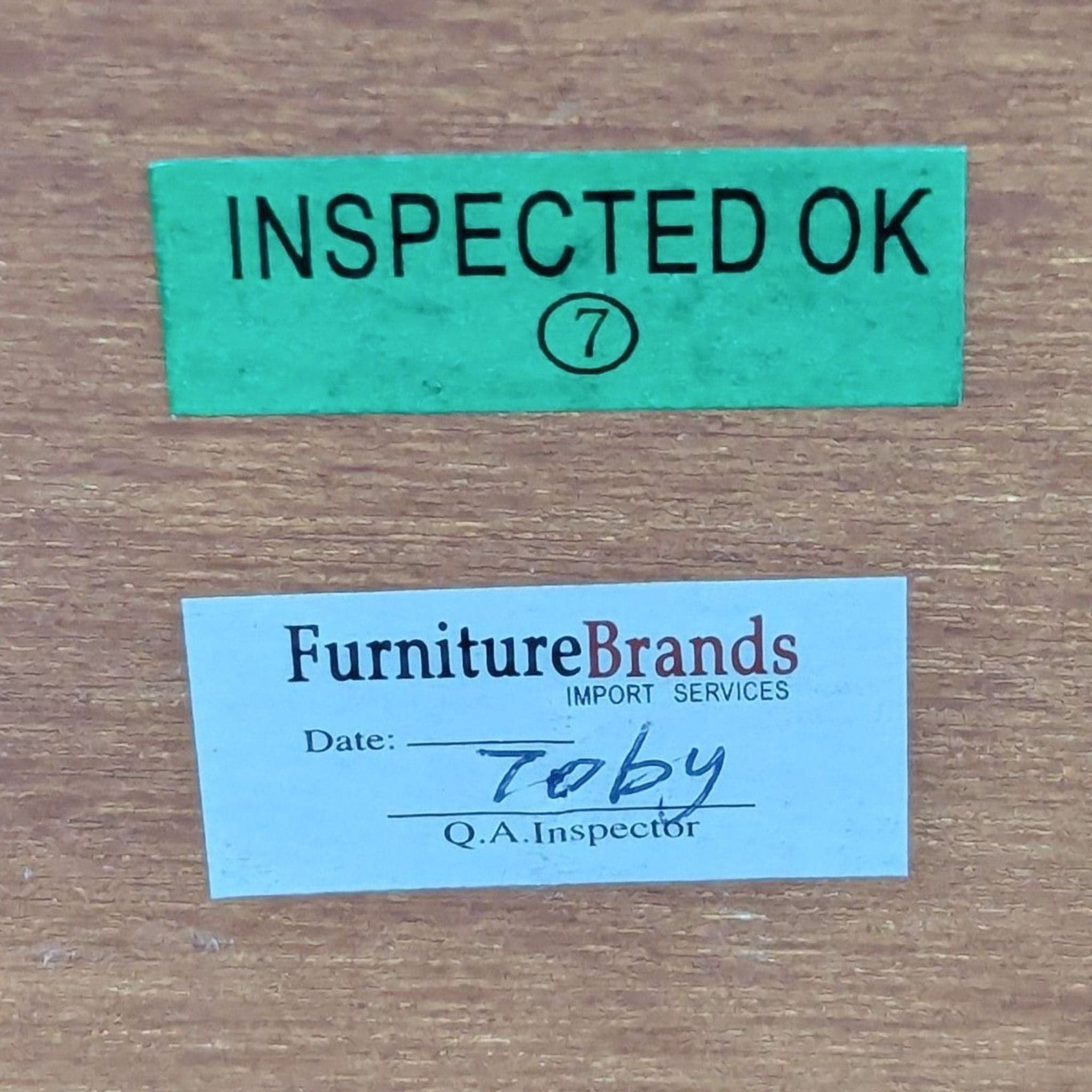 Drexel Heritage 9-Drawer Traditional Vintage Dresser - Thumbnail 4