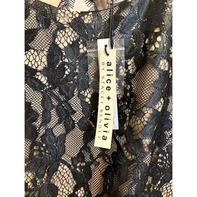 NWT Alice+Olivia Ashleigh Lace Romper Sleeveless Open Back - Thumbnail 4