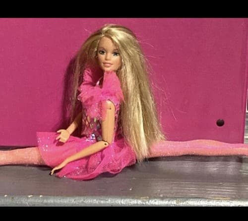 1995 Mattel Collectible Barbie Doll - Thumbnail 7