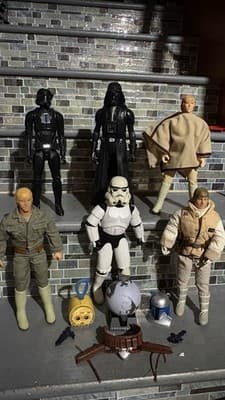 KENNER HASBRO VINTAGE STAR WARS COLLECTION FIGURES & MORE - Image 1