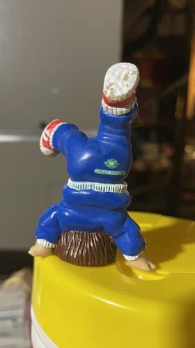 Cabbage Patch figurine PVC 1984 2.5" TUMBLER GYMNASTICS BLUE BOY Vintage - Thumbnail 2