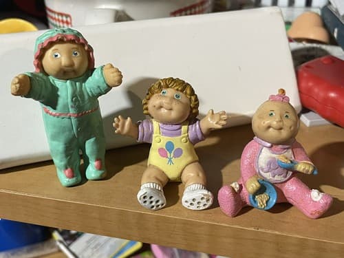 Cabbage Patch Kids Sitting Baby, Toddler, & Child 1980s PVC Collectible Figures - Thumbnail 4