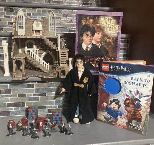 Harry Potter Nano Metalfigs Gryffindor Tower Hogwarts Castle, Figures Collection - Image 1
