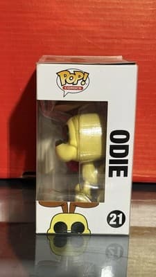 Funko Pop! Odie #21 Nickelodeon Toy Vinyl With Vintage Garfield Figure Toy & Car - Thumbnail 3