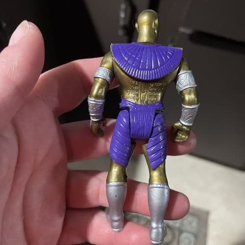 Stargate RA Ruler Of Abydos Action Figure 1994, Hasbro - Thumbnail 3