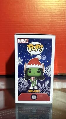 Funko Pop Holiday She-Hulk #1286 Vinyl & Comics #6, #11 Sensational - Thumbnail 3