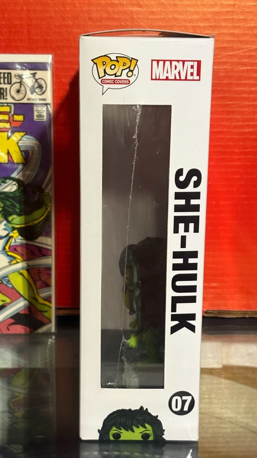 She Hulk Marvel Funko Pop & Comic Book Exclusive Sealed Figure Toy #22 - Thumbnail 2