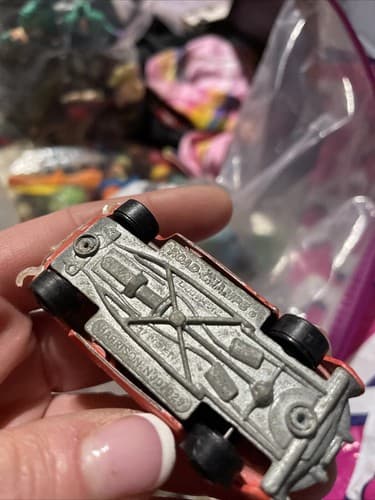 Road Champs '57 Chevrolet Corvette Red #22 Sting 1957 Chevy 'Vette 1/64 Bin U - Thumbnail 4