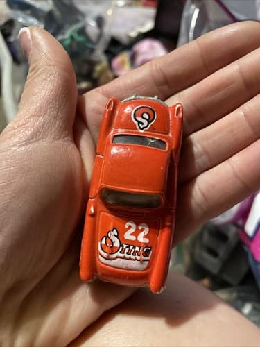 Road Champs '57 Chevrolet Corvette Red #22 Sting 1957 Chevy 'Vette 1/64 Bin U - Thumbnail 2