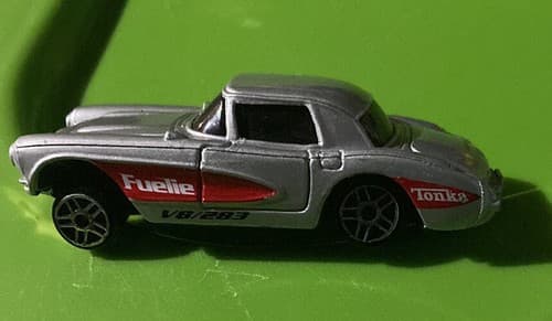 Maisto Tonka 2002 57’ Chevrolet Corvette "Fuelie" Silver 1/64 Scale Diecast - Image 1