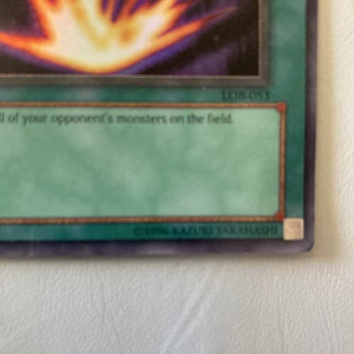 VTG Raigeki LOB-053 Super Rare Yugioh Holo (Magic Card) 1996 Konami - Thumbnail 4