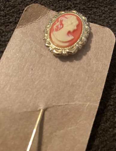Vintage Gold Tone Pink / Peach Lady Victorian Cameo Style Stick Hat or Lapel Pin - Image 1