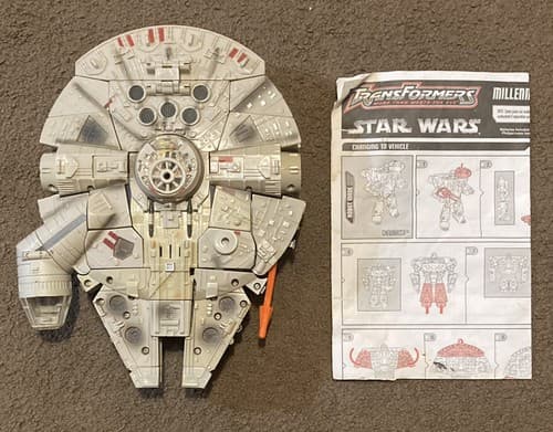 Star Wars Millenium Falcon Transformers Han Solo/Chewbacca Light Sound & Manual - Image 1