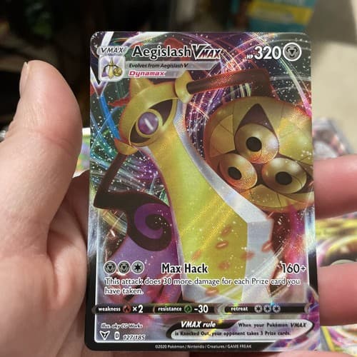 Pokemon Card Aegislash VMAX 127/185 Full Art Ultra Rare Vivid Voltage SWSH - Thumbnail 4