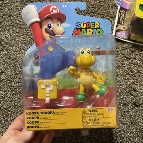 Super Mario Green Koopa Paratroopa w/ Question Mark Accessory Figure Toy 4" - Image 1