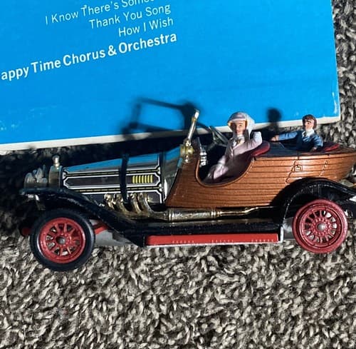 Chitty Chitty Bang Bang 1968 Original Soundtrack & Corgi Movie Car!!! - Thumbnail 7