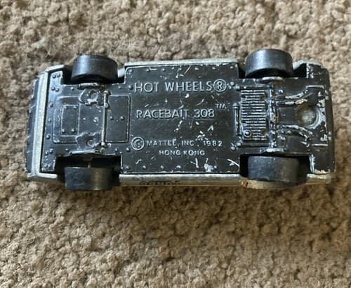 Vintage Hot Wheels Race Bait 308 Ferrari Turbo Silver Metal Flake 1982 Mattel - Thumbnail 3