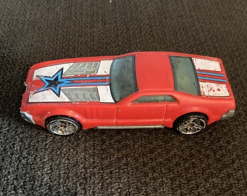 Hot Wheels 2006 CCM Country Club Muscle Diecast Star Red White Blue (F29) - Image 1