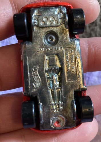 Hot Wheels Cat-A-Pult First Editions Red Car Toy Vehicle #64 1996 Mattel - Thumbnail 3