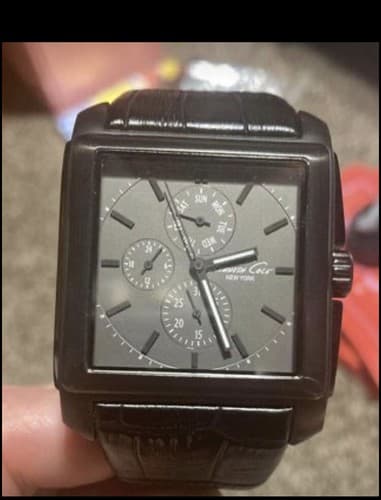 Kenneth Cole Men's New York Leather Charcoal Grey Dial Watch - Image 1