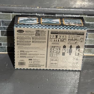 Sealed Polar Lights Speed Racer Mach V Model Kit 1/25 POL990 - Thumbnail 2