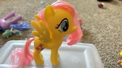 Hasbro My Little Pony Fluttershy Yellow Pink Butterfly Brushable G4 MLP 2016 6" - Image 1