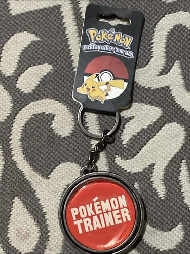 Pokémon Trainer Spinning Metal Keychain by Bioworld 2016 New Hard To Find - Thumbnail 2