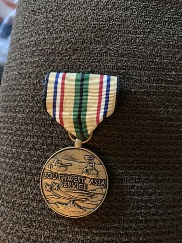 U.S. Military Southern Asia Service Medal, Excellent Quality, Bronze - Image 1