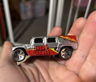 Maisto 2012 Marvel Die Cast Collection Red Skull (Humvee) 1:64 rare original - Thumbnail 3