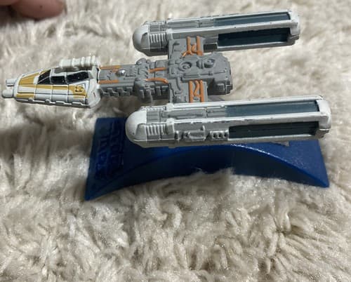 Star Wars MICRO MACHINES Y-WING STARFIGHTER w/ Stand Die Cast Metal Galoob 1996 - Thumbnail 3