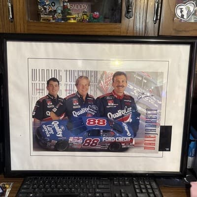 Autographed 1999 Dale Jarrett #88 Yates Hero FRAMED 3 Family Poster Brochure!! - Thumbnail 2