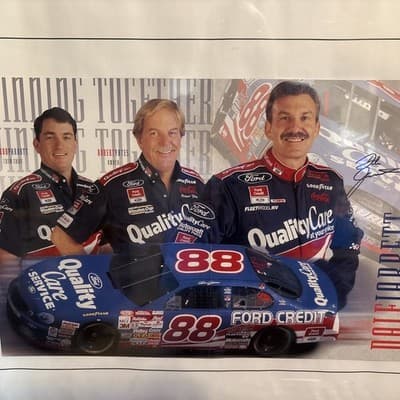 Autographed 1999 Dale Jarrett #88 Yates Hero FRAMED 3 Family Poster Brochure!! - Thumbnail 4