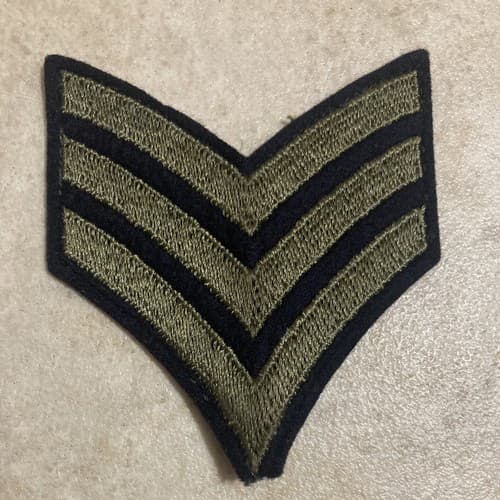 Original Vintage WWII U.S. Army Sargent Chevron 3 stripes Insignia Patch - Image 1