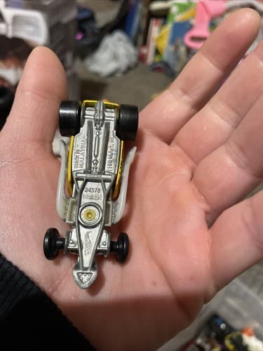 Hot Wheels Surf Crate 2013 HW Showroom American Turbo Yellow Brown Malaysia - Thumbnail 4