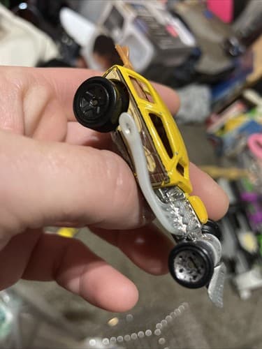 Hot Wheels Surf Crate 2013 HW Showroom American Turbo Yellow Brown Malaysia - Thumbnail 2