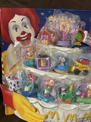 1990s, McDonalds Birthday Happy Meal Display With Sealed Figures Complete - Thumbnail 2