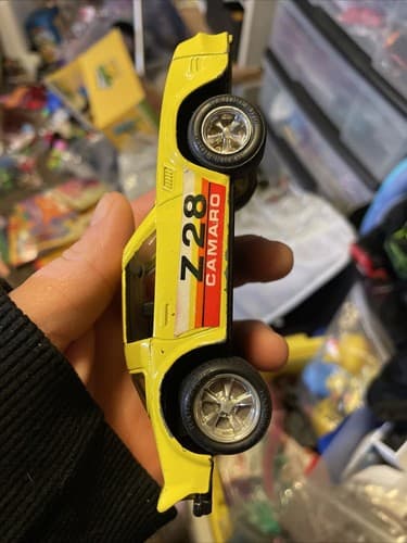 Tootsie Toy Chevy Camaro Z-28 Diecast Toy Vehicle Car - Thumbnail 2