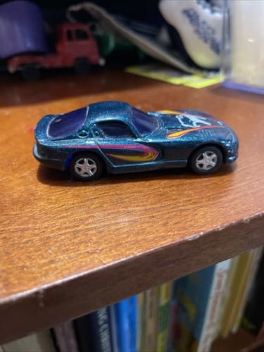 Maisto Dodge Viper, Viper Head on Hood, Teal Metallic, Loose; 1:64 Mint - Thumbnail 2