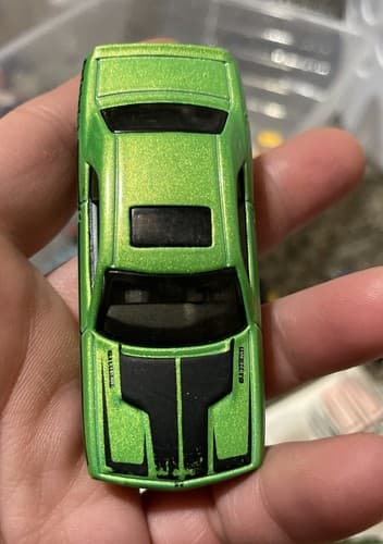 Hot Wheels 2008 Dodge Challenger SRT8 Chrysler Car Green Black Malaysia Made - Thumbnail 2