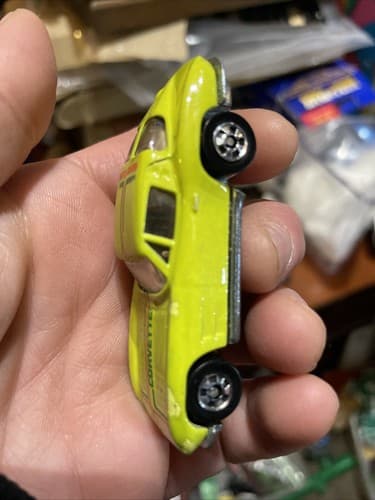 Rare 1979 Hot Wheels Corvette Green Flames Color Changer 1:64 - Thumbnail 2