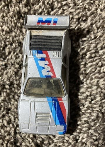 1978-1981 BMW M1 Collectible 1/64 Scale Diecast Diorama Model - Thumbnail 5