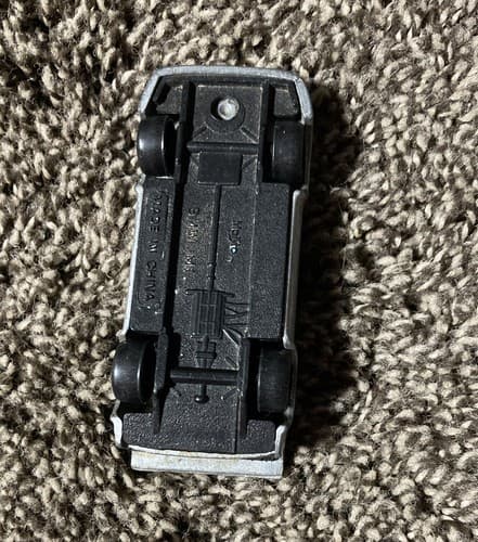 1978-1981 BMW M1 Collectible 1/64 Scale Diecast Diorama Model - Thumbnail 3