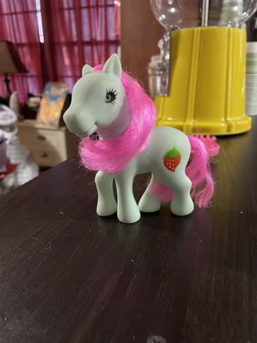 VINTAGE My Little Pony Gem Twinkle Eye Strawberry Mint Green Pony - Image 1