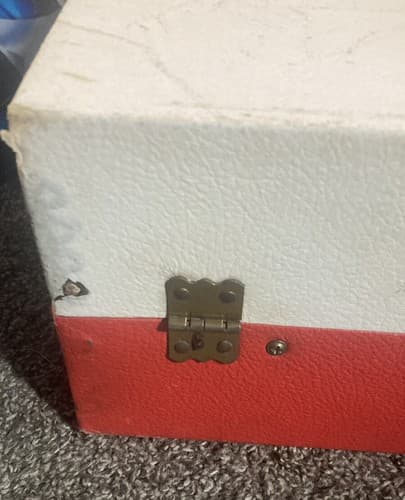 Old Collectible Spear Walt Disney Donald Duck electric phonograph #220 - Thumbnail 4