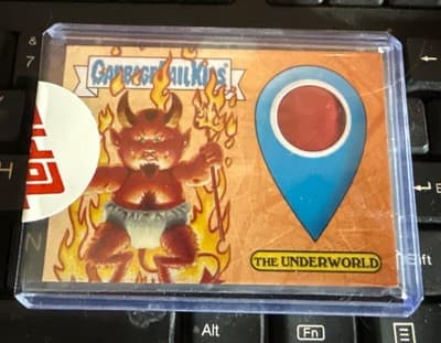 2020 GARBAGE PAIL KIDS 35th ANNIVERSARY RELIC LR-SU HOT SCOTT THE UNDERWORLD - Image 1