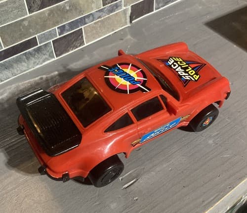 VTG Cosmo Car 7 Porsche 911 Red Space Police FLOATING Vehicle With Noise - Thumbnail 2
