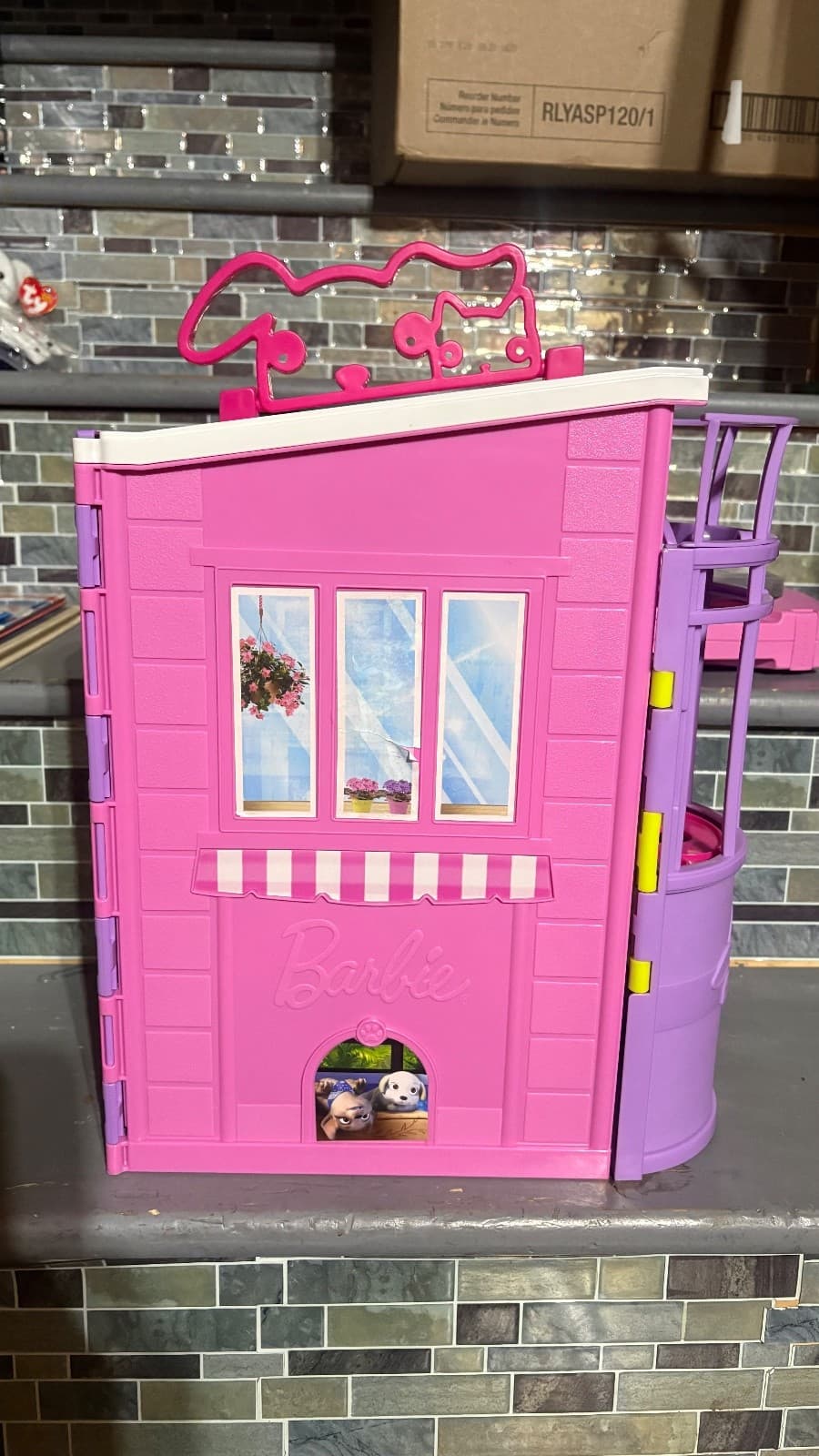 Barbie Folding Pet Care Center Animal Vet Clinic Animals Play Set Vet Barbie - Thumbnail 3